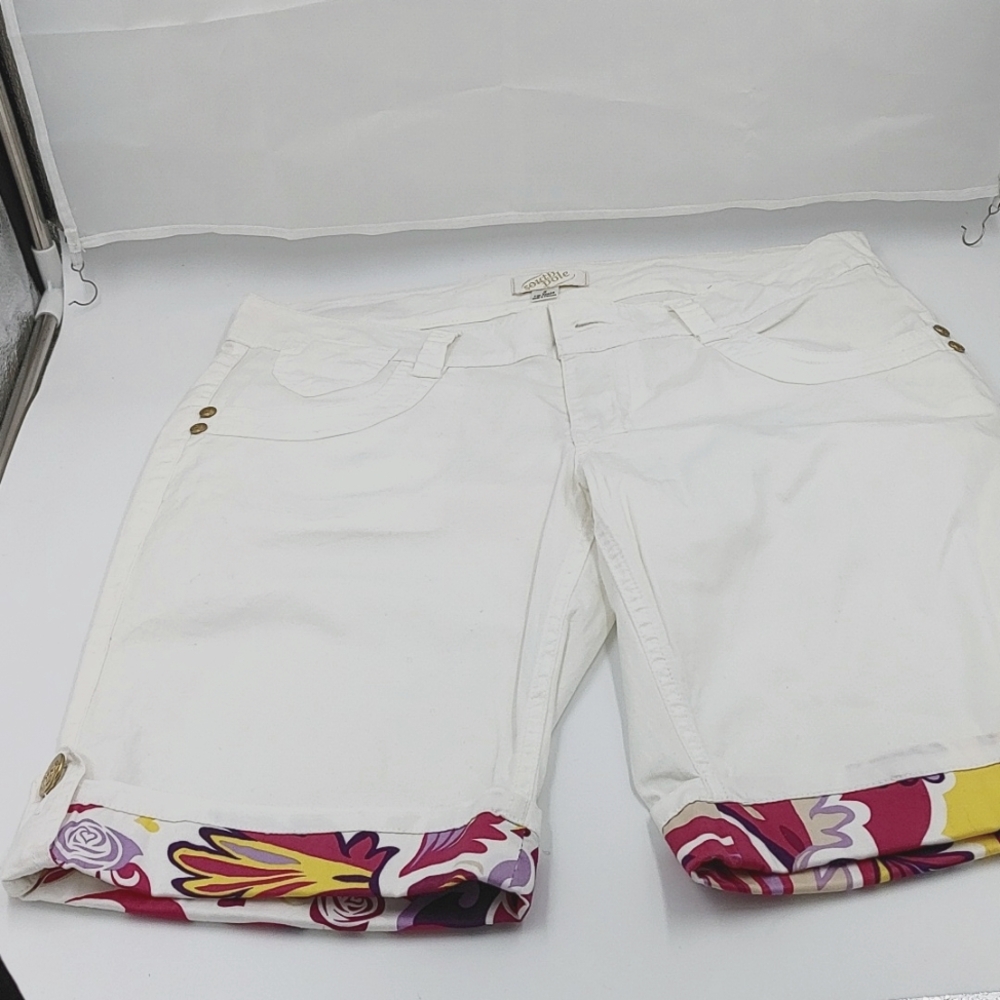 South Pole white shorts S